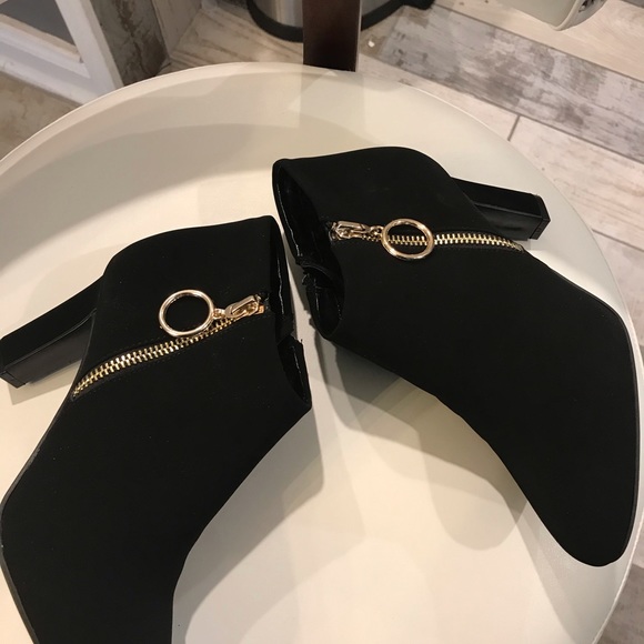 Impo black ankle bootie size 5 1/2 - Picture 5 of 8